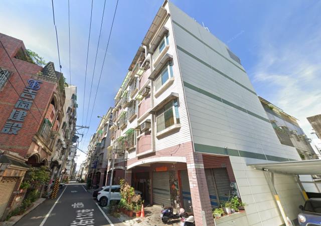 高雄岡山透天法拍-3