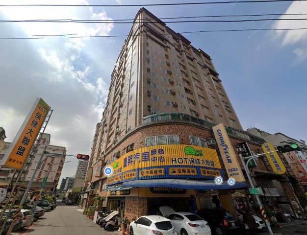 高雄鳳山大樓拍賣-3