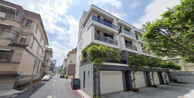 中西區法拍別墅-6