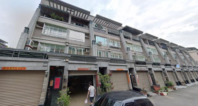 高雄法拍透天-2