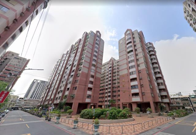 鳳山法拍大樓-5