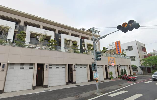 大寮法拍透天-4