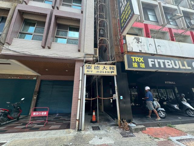 高雄前鎮法拍大樓-2