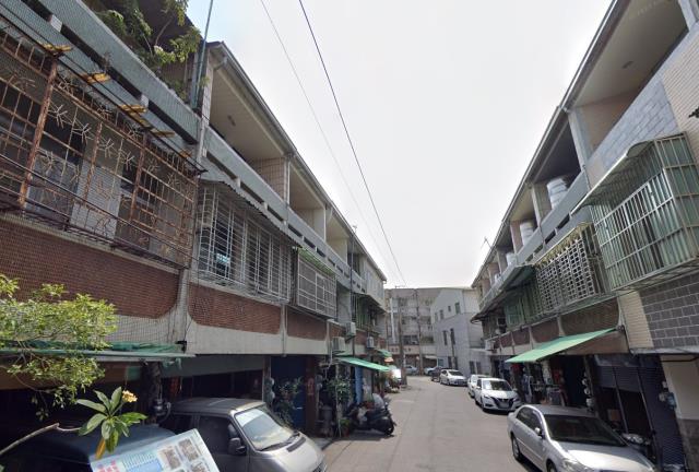 台南法拍透天-4