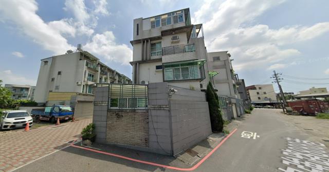 台南法拍透天-6