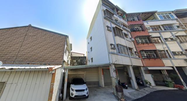 大寮法拍透天-3