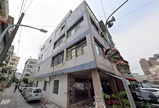 苓雅透天法拍-11