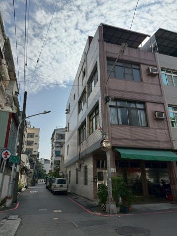 苓雅透天法拍-7