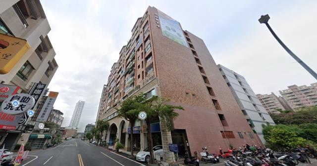 台南安平拍賣大樓-3