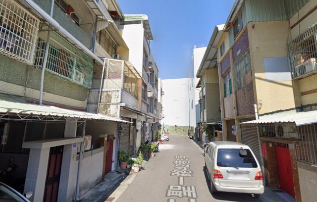 高雄苓雅法拍透天-4