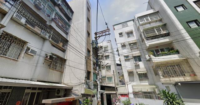 鳳山公寓法拍-3