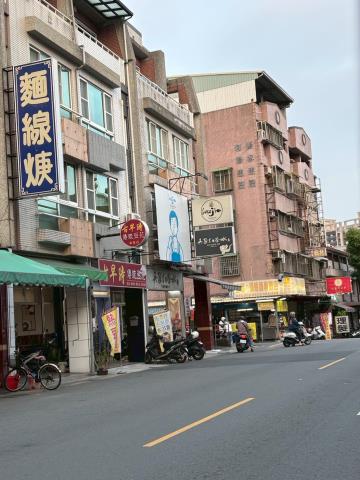 高雄鳳山透天法拍-4