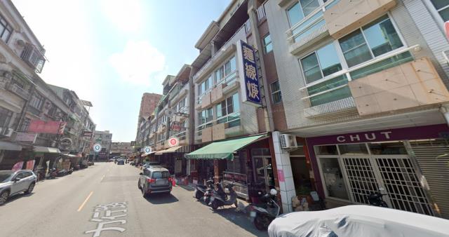 高雄鳳山透天法拍-7