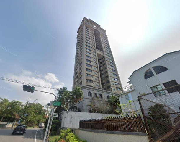 高雄鳥松拍賣大樓-3