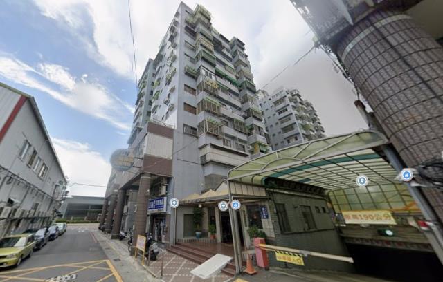 高雄岡山法拍大樓-4