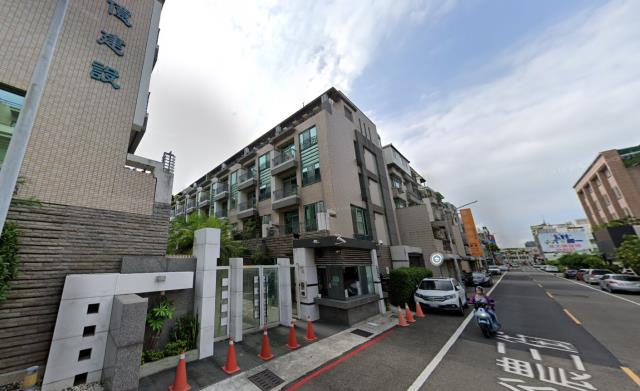 台南拍賣透天-3