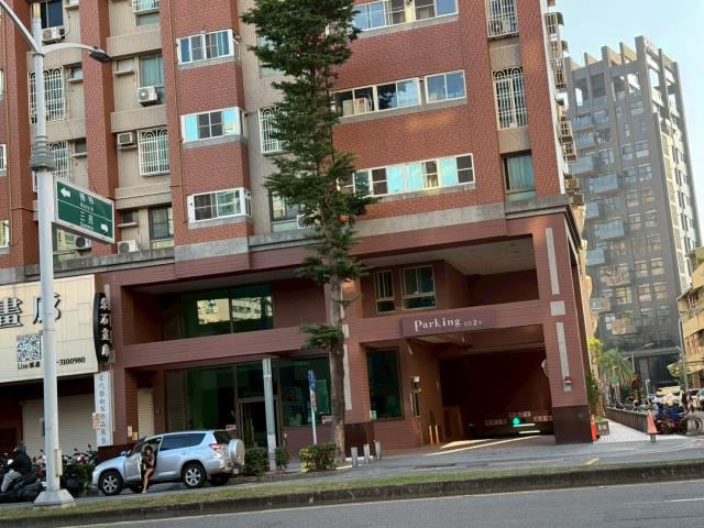 左營法拍大樓-8