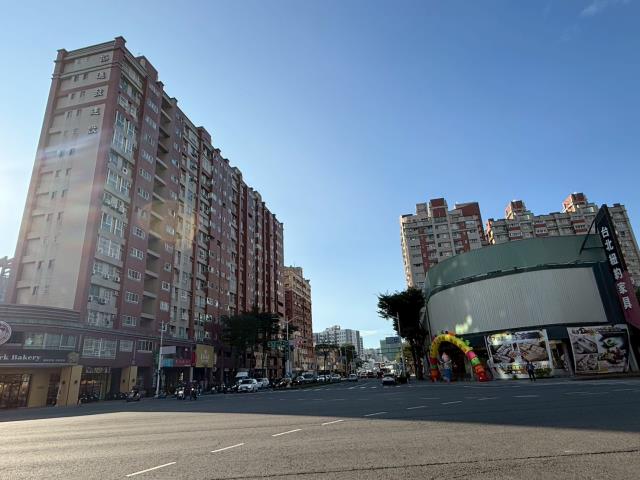 左營法拍大樓-10