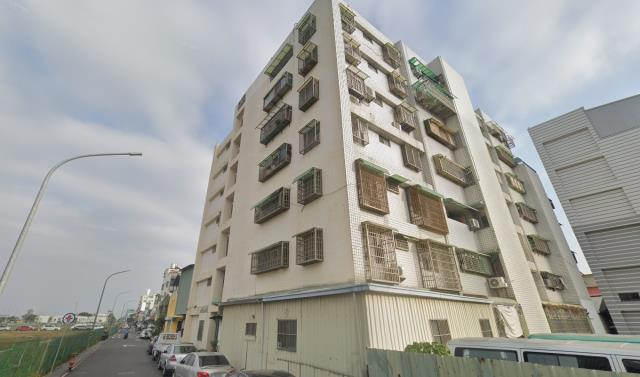 東區法拍大樓-5