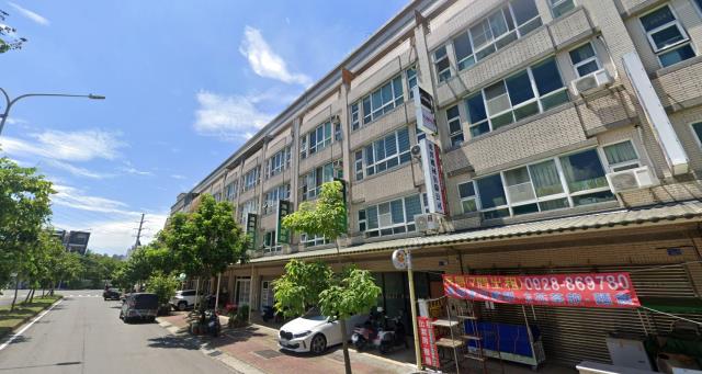 楠梓法拍透天-5