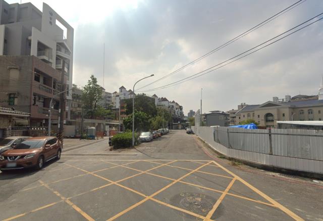 高雄鳥松透天法拍-7