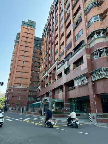 三民區法拍大樓-3