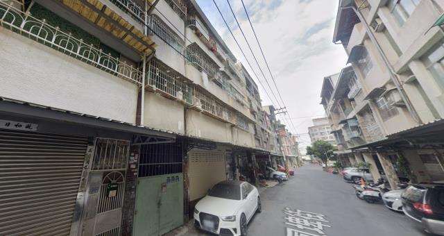 高雄鳳山拍賣公寓-5