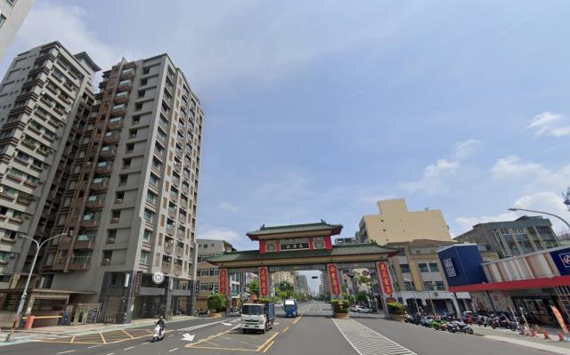 鹽埕拍賣大樓-7