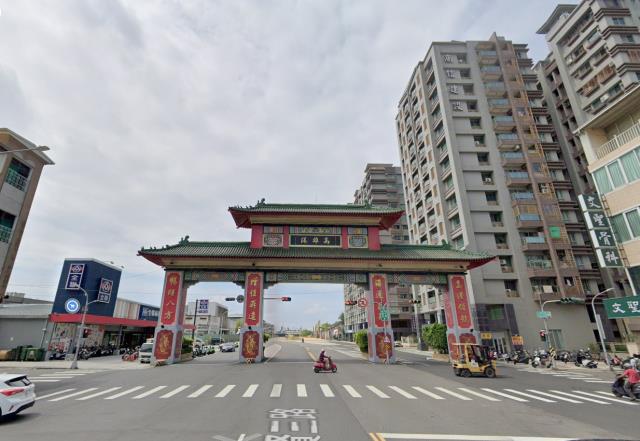 鹽埕拍賣大樓-8