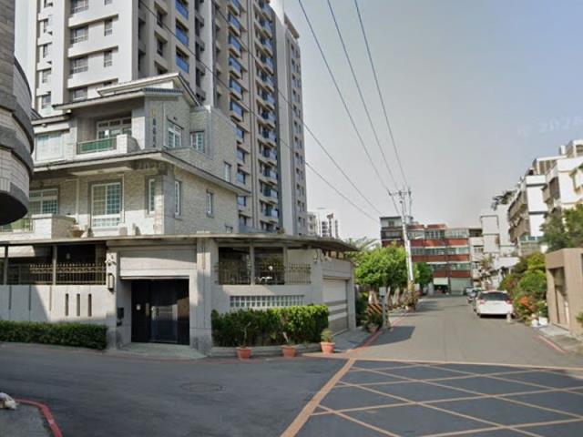 高雄楠梓透天法拍-4