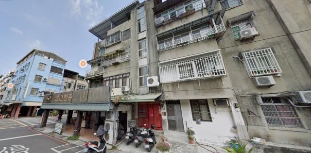 高雄新興區公寓拍賣-2