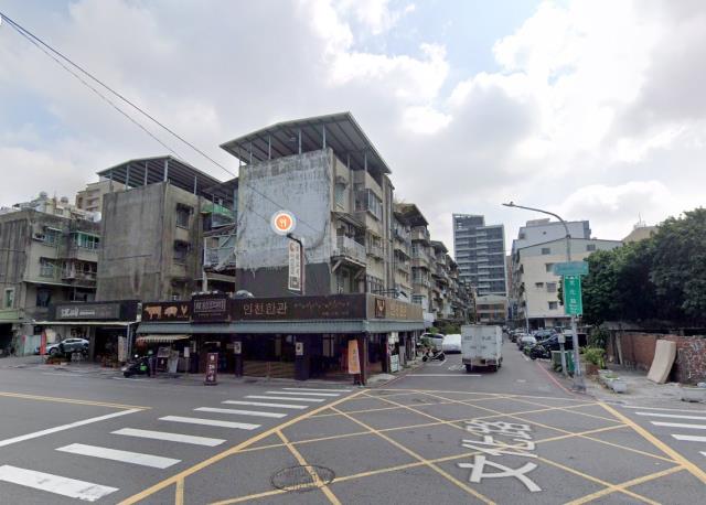 高雄新興區公寓拍賣-6