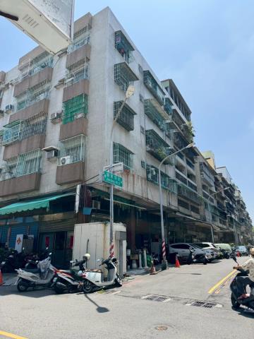 前鎮華廈法拍-5