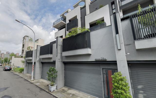 高雄鳥松透天法拍-5