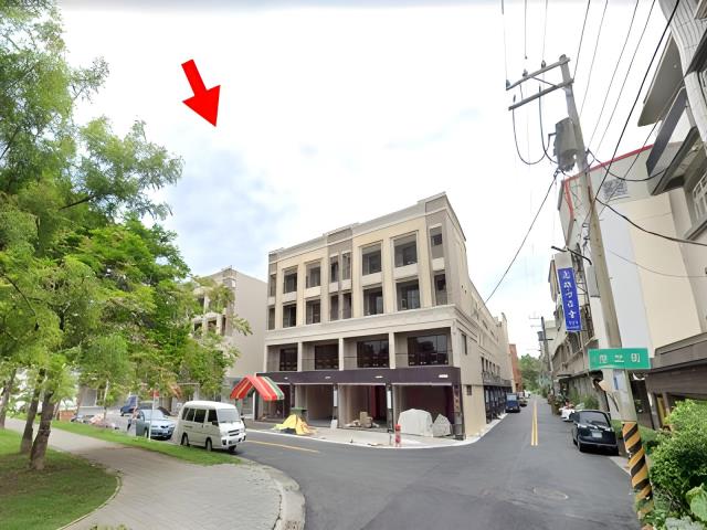 梓官法拍透天-2