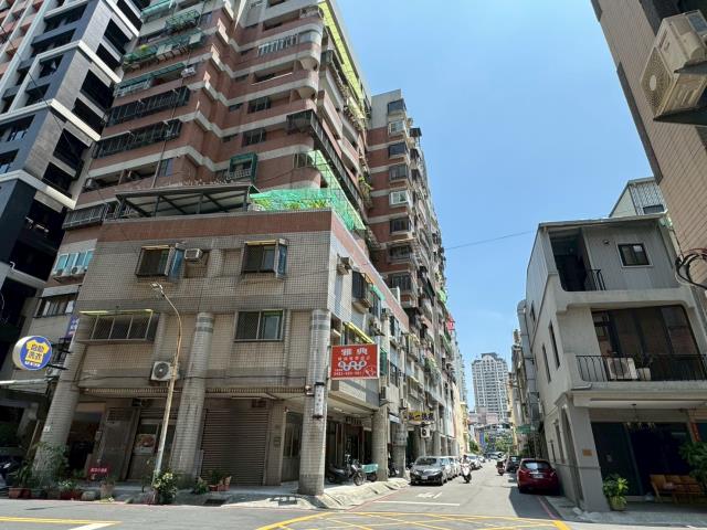 三民區法拍大樓-6