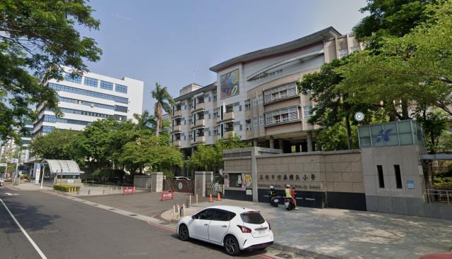 新興區大樓法拍-4