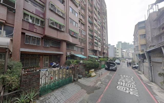 三民區法拍大樓-8