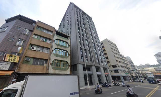 高雄鹽埕法拍大樓-4