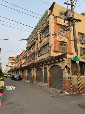 高雄岡山法拍透天-3