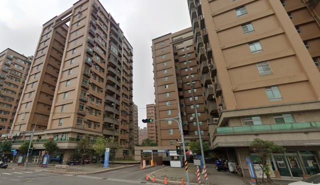 高雄法拍大樓-4