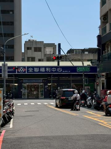 鳳山法拍大樓-5