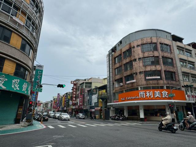 高雄大樓法拍-8