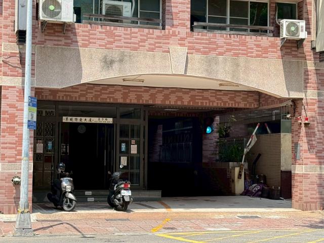 高雄左營大樓法拍-4