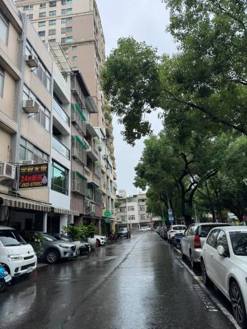 高雄苓雅法拍透天-5