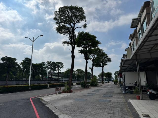 高雄拍賣透天-6