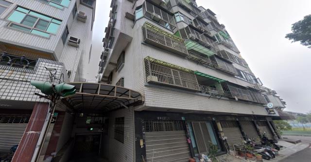 安平拍賣大樓-4