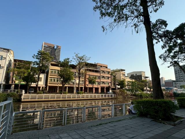 高雄三民區大樓法拍-5