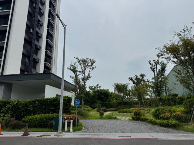 高雄仁武法拍店面-5