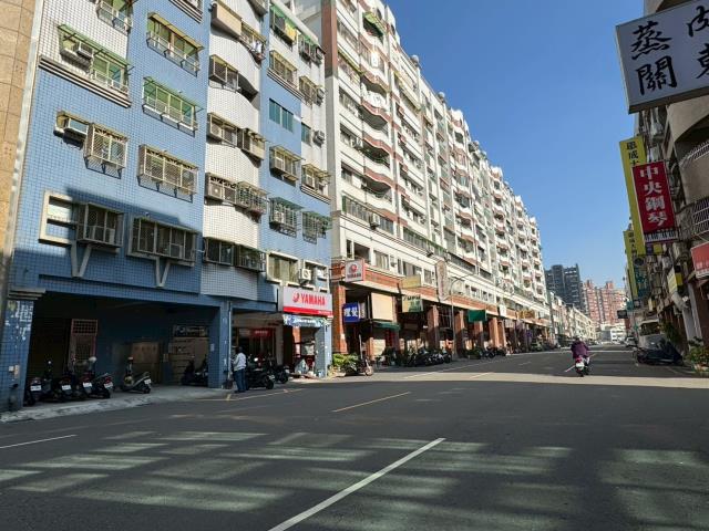 高雄左營法拍大樓-2